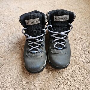 Women’s Newton Ridge Plus Waterproof Hiking Boot